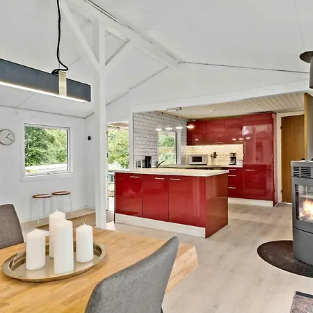 Swedish Inspired W, Lovely Forrest As Neighbor 度假居